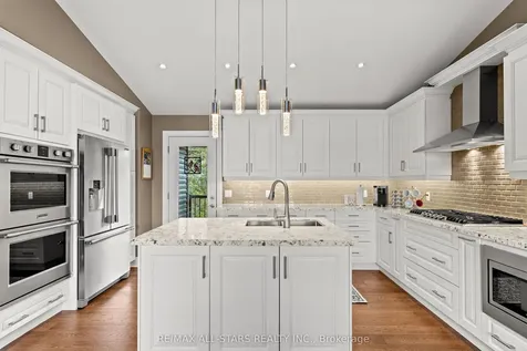 39 Peace Point Road Kawartha Lakes ON K0M 1N0