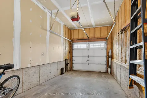 1276 Atkinson Street Kingston ON K7P 0H9