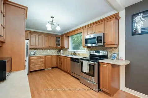 131 Corbett Drive Kawartha Lakes ON L0A 1K0