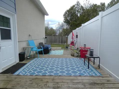 169 Castlefrank Road Kanata ON K2L 1T3