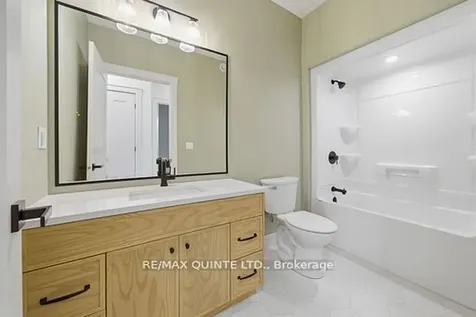 2501 Harmony Road Tyendinaga ON K8N 4Z6