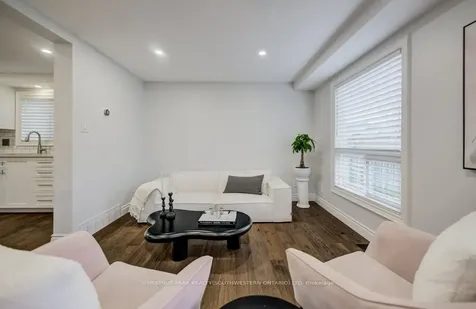 255 Highbrook Crescent W Waterloo ON N2E 3P6