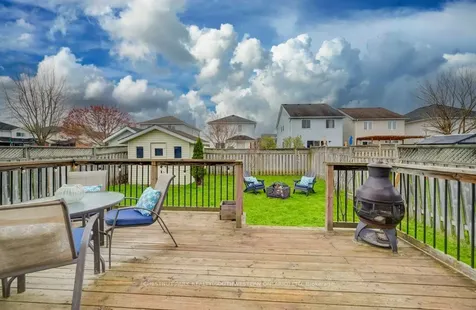 255 Highbrook Crescent W Waterloo ON N2E 3P6