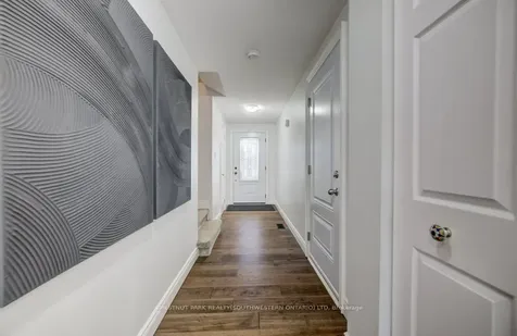 255 Highbrook Crescent W Waterloo ON N2E 3P6