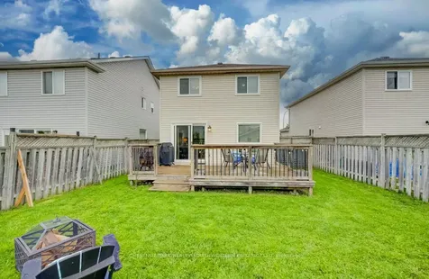 255 Highbrook Crescent W Waterloo ON N2E 3P6