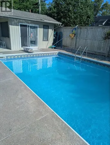 57 Metcalfe Street Thorold ON L2V 3A2
