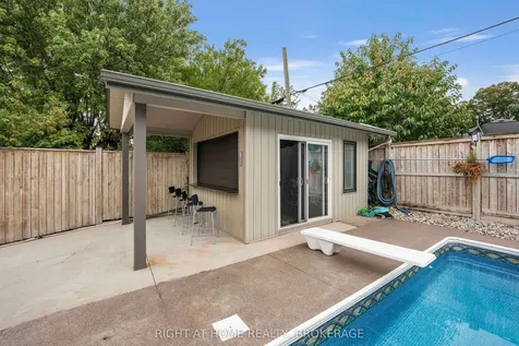 57 Metcalfe Street Thorold ON L2V 3A2