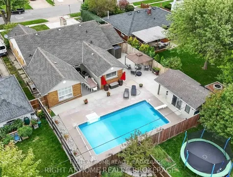 57 Metcalfe Street Thorold ON L2V 3A2