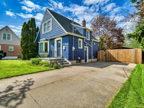 11 Winnifred Avenue St. Catharines ON L2M 5X2