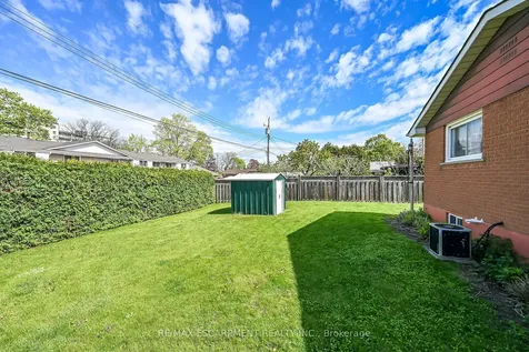 336 Montmorency Drive Hamilton ON L8K 5H4