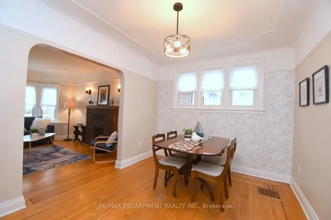 8 Norwood Road Hamilton ON L8S 3P9