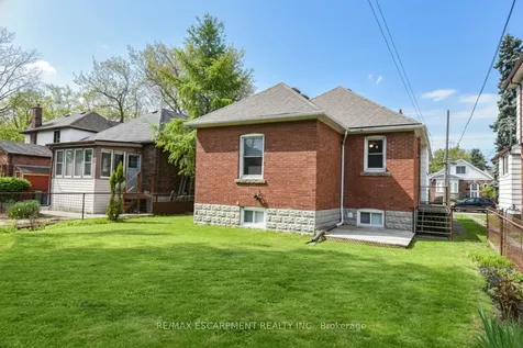 8 Norwood Road Hamilton ON L8S 3P9