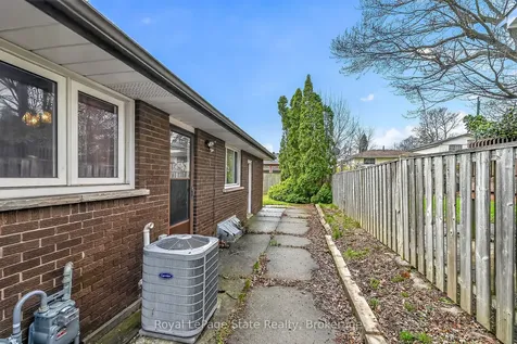 Street Hamilton ON L9C 5M7