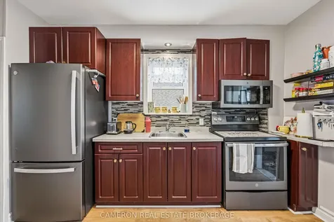 537 Gloucester Street N Cornwall ON K6H 3X4
