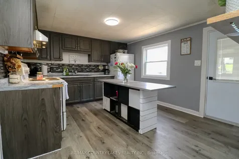 945 First Street S Gravenhurst ON P1P 1K3