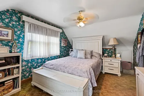 8 Lorraine Street Niagara-on-the-lake ON L0S 1J0