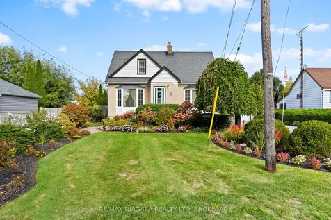 8 Lorraine Street Niagara-on-the-lake ON L0S 1J0