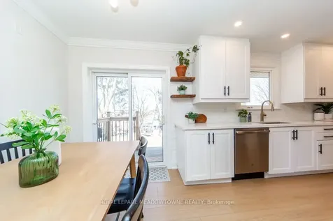 64 Dumbarton Street Guelph ON N1E 3T6