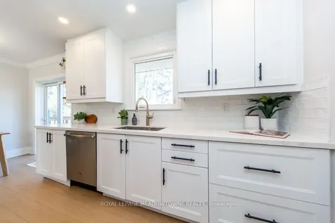64 Dumbarton Street Guelph ON N1E 3T6