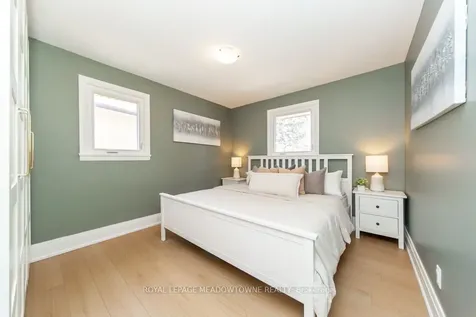 64 Dumbarton Street Guelph ON N1E 3T6