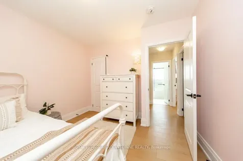 64 Dumbarton Street Guelph ON N1E 3T6