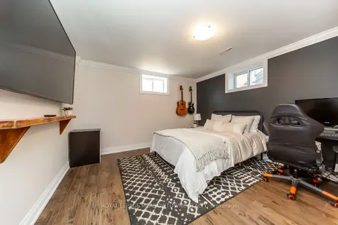 64 Dumbarton Street Guelph ON N1E 3T6