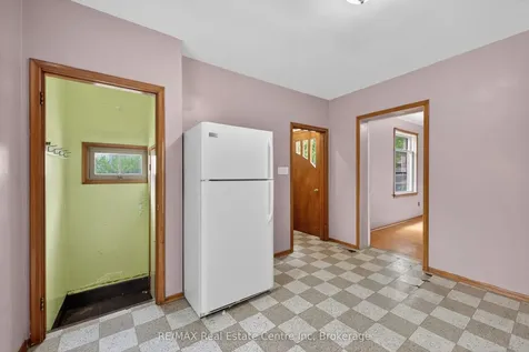 123 Elizabeth Street Guelph ON N1E 2X4