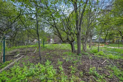 123 Elizabeth Street Guelph ON N1E 2X4