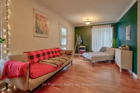 9 Sydenham Street Woodstock ON N4S 7B3