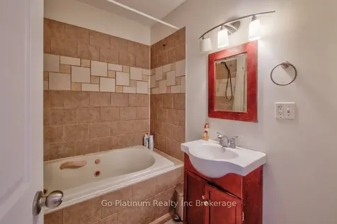 9 Sydenham Street Woodstock ON N4S 7B3
