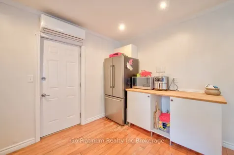 9 Sydenham Street Woodstock ON N4S 7B3