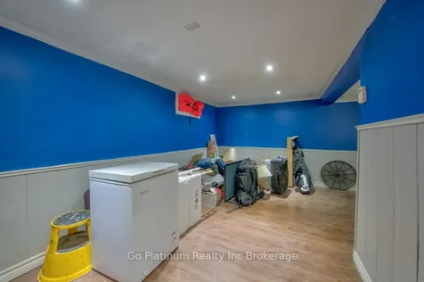 9 Sydenham Street Woodstock ON N4S 7B3