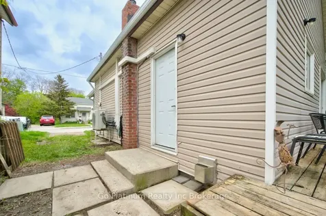 9 Sydenham Street Woodstock ON N4S 7B3