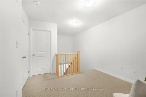 155 Equestrian Way Cambridge ON N3E 0E8