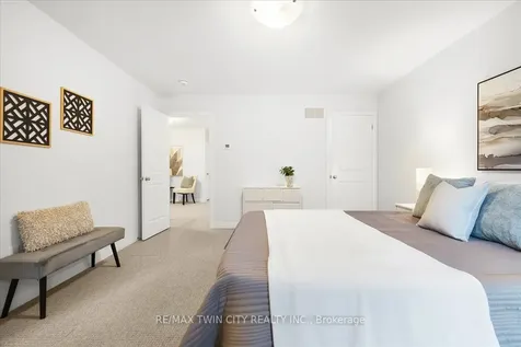 155 Equestrian Way Cambridge ON N3E 0E8