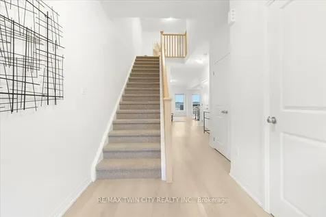 155 Equestrian Way Cambridge ON N3E 0E8