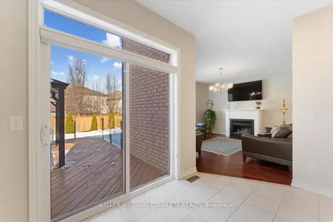 139 Vinton Road Hamilton ON L9K 0G7