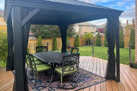 139 Vinton Road Hamilton ON L9K 0G7