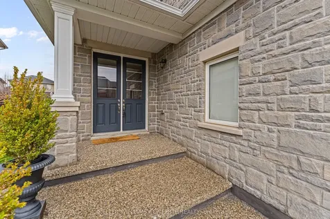 139 Vinton Road Hamilton ON L9K 0G7