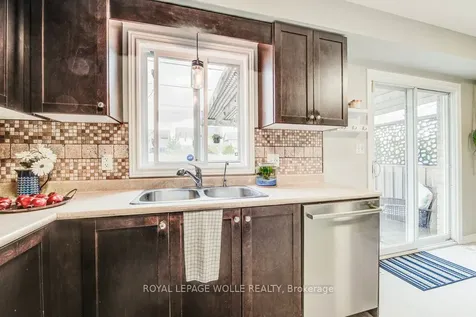 14 Cranshaw Street Kitchener ON N2R 1W2
