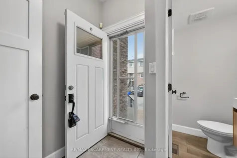 149 St Catherine Street West Lincoln ON L0R 2A0