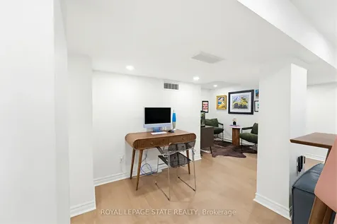 198 East 19th Street Hamilton ON L9A 4S5