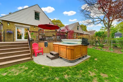 198 East 19th Street Hamilton ON L9A 4S5