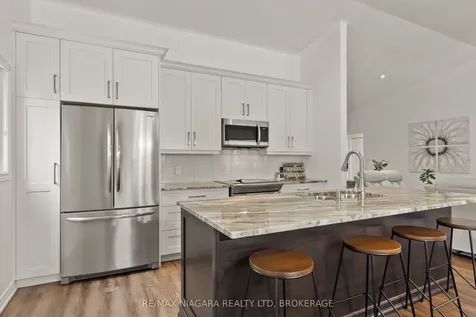 92 Cedar Park Drive Welland ON L3C 7C8