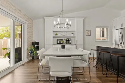 92 Cedar Park Drive Welland ON L3C 7C8