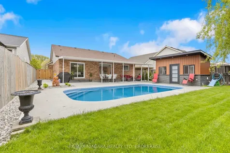 92 Cedar Park Drive Welland ON L3C 7C8