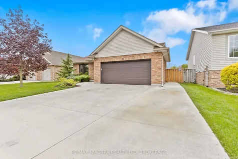 92 Cedar Park Drive Welland ON L3C 7C8