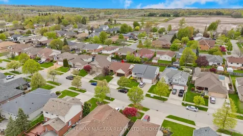 92 Cedar Park Drive Welland ON L3C 7C8