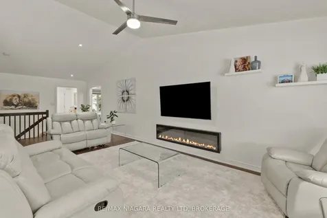 92 Cedar Park Drive Welland ON L3C 7C8