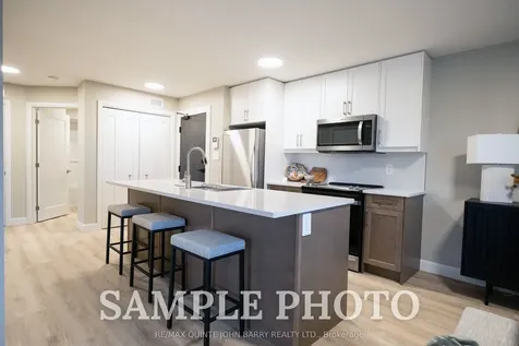 303-10 Hillside Meadow Drive Quinte West ON K8V 0J7